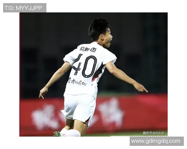 成都羽毛球队以84分领跑冠军赛积分榜展现强劲实力