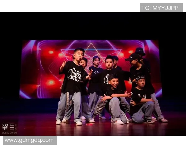 成都街舞队如何通过快攻革新引领舞蹈潮流与文化变革的全新篇章